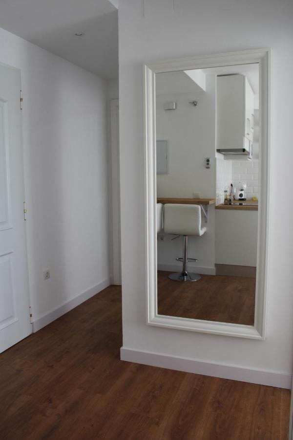 Beautiful Brand New 2 Bedroom Flat With Terrace Málaga Exteriör bild