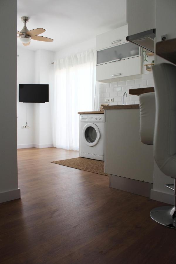 Beautiful Brand New 2 Bedroom Flat With Terrace Málaga Exteriör bild