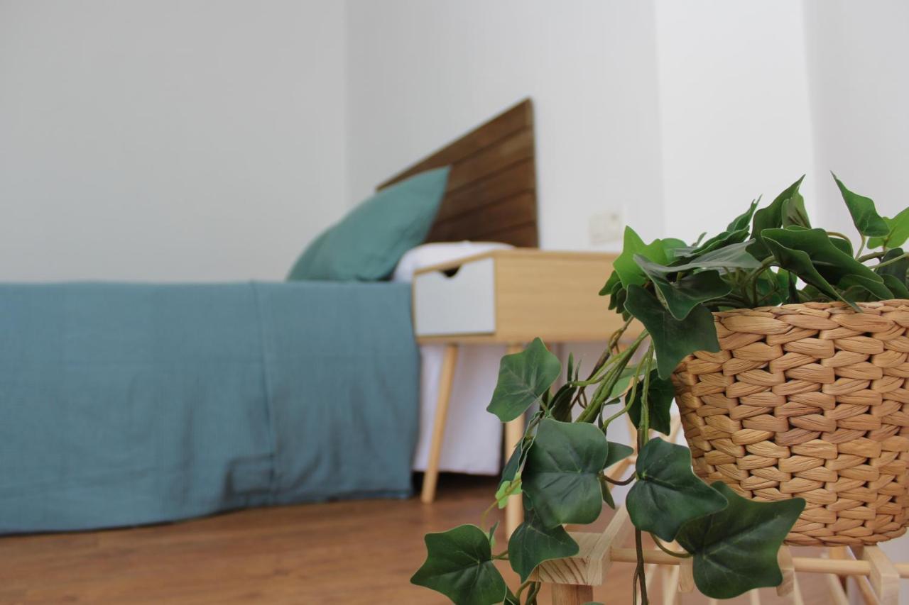 Beautiful Brand New 2 Bedroom Flat With Terrace Málaga Exteriör bild