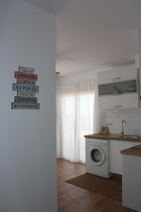 Beautiful Brand New 2 Bedroom Flat With Terrace Málaga Exteriör bild